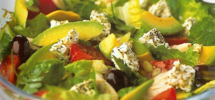 “Ensalada de aguacate, mandarina, manzana”