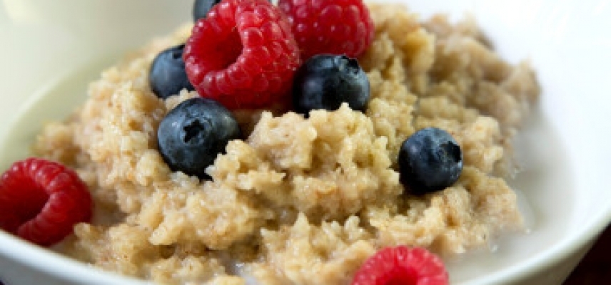 Avena con zarzamoras y especias