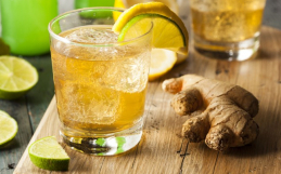 AGUA DE JENGIBRE Y LIMÓN