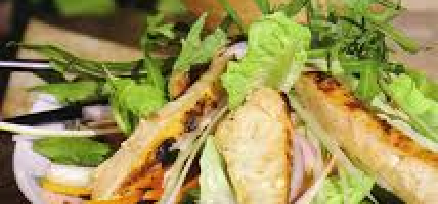 Pollo en ensalada