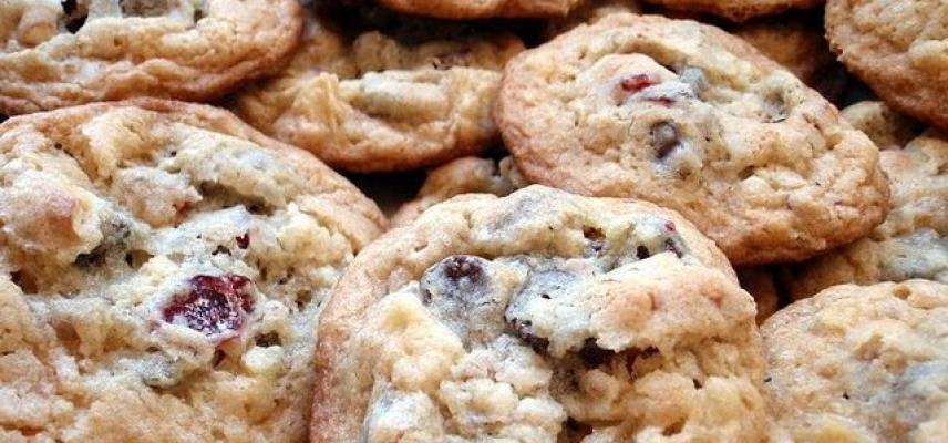 Galletas de nueces y arándanos bajas en carbohidratos