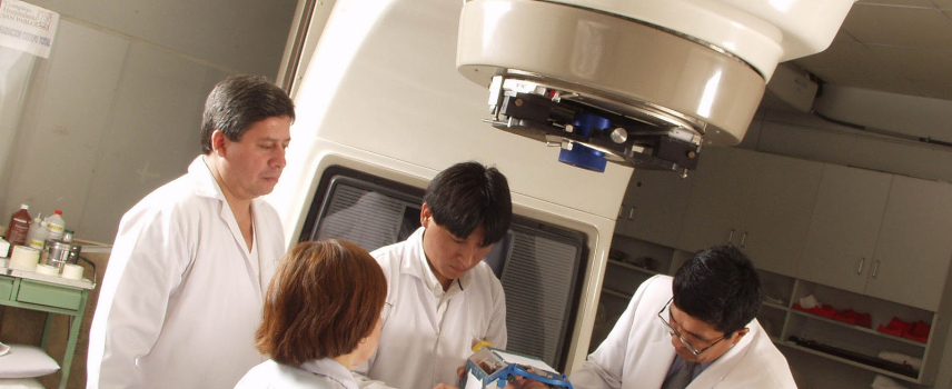 Analizan terapia para combatir el cáncer