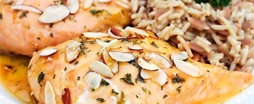 Pollo almendrado
