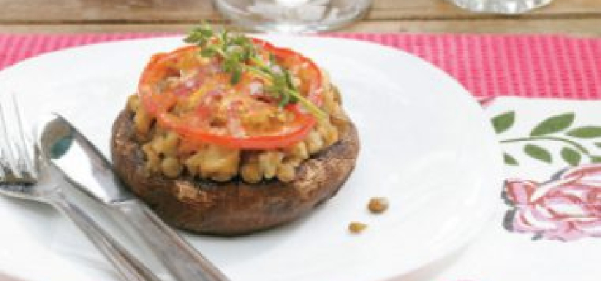 HONGOS PORTOBELLO RELLENOS DE VERDURAS Y QUESO