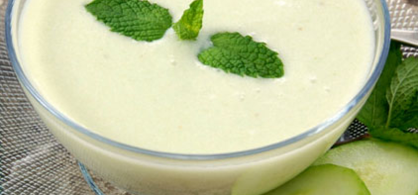 Sopa de pepino con yogurt
