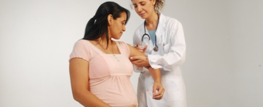 Imprescindible garantizar acceso a vacunación para mujeres